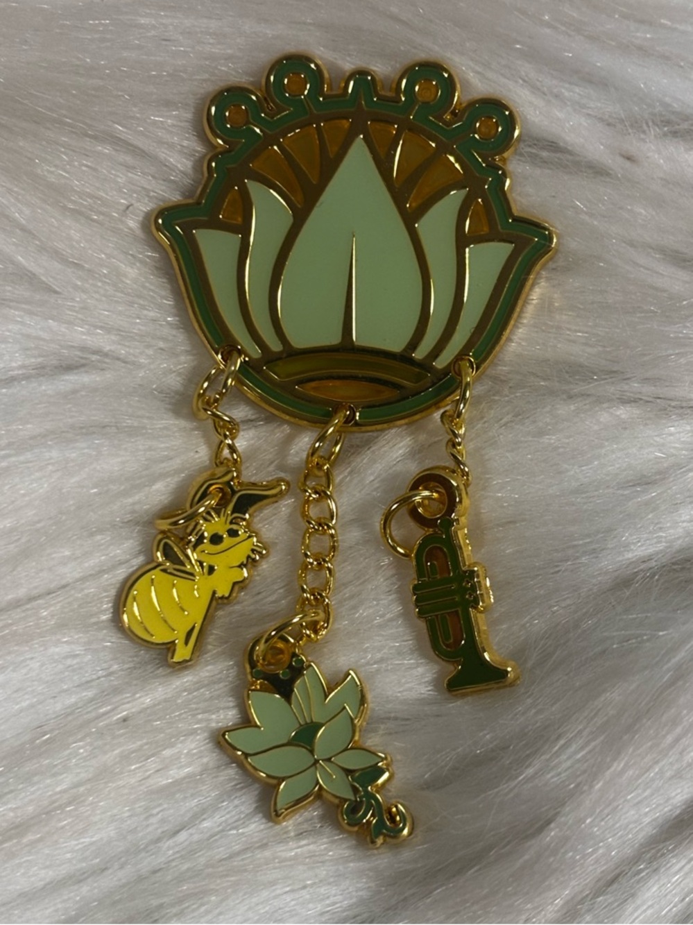 Disney Princess Tiana Stained Glass Dangling
Charms Blind Box Enamel Pin